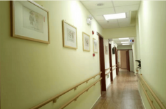 每周至多一次床上